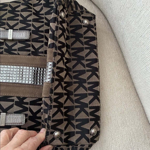 Michael Kors Bedford Shoulder Bag Tote Leather Suede Canvas Black Brown - Picture 5 of 10